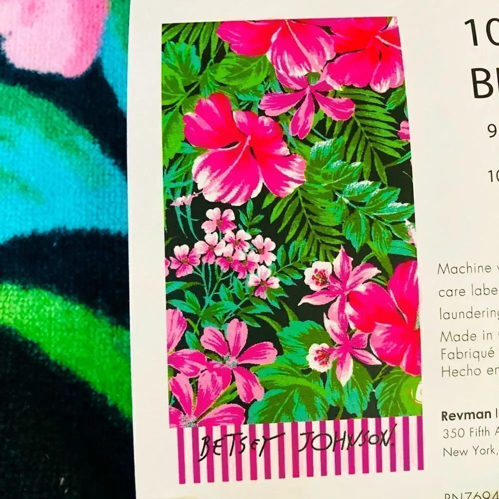 Betsey Johnson Hawaiian Hibiscus Tropical Palm Beach Towel